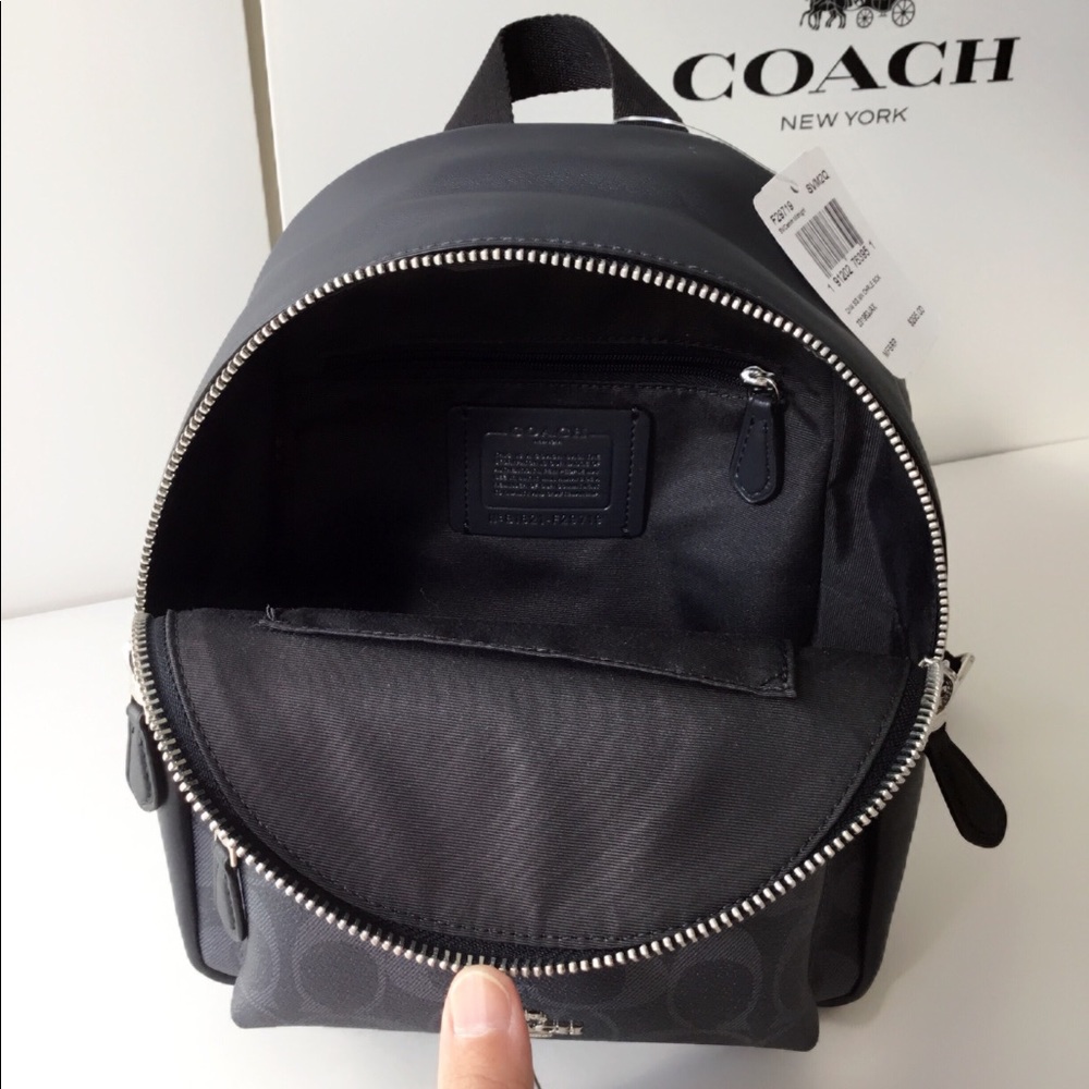 🌷Coach Mini Charlie Backpack NWT. - Picture 4 of 8